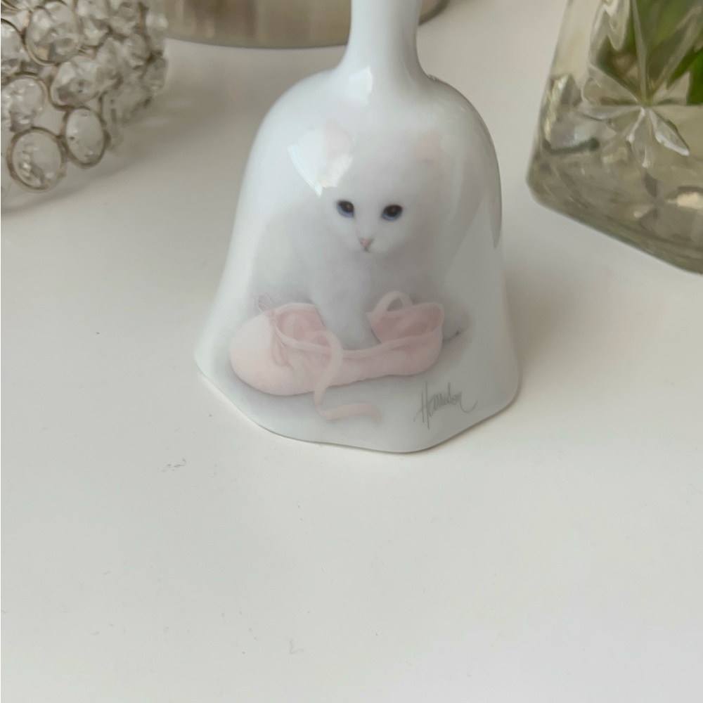 ๐ Vintage 70โs Otagiri Cat Kitten Kitty Ballet Slipper Bob Harrison Japan Bell - Picture 6 of 7